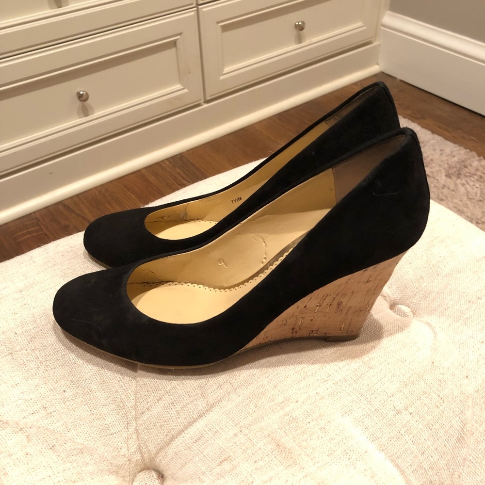 💐Host Pick💐 Best in Shoes Party 4/10/22        Cork Wedge Suede Heels